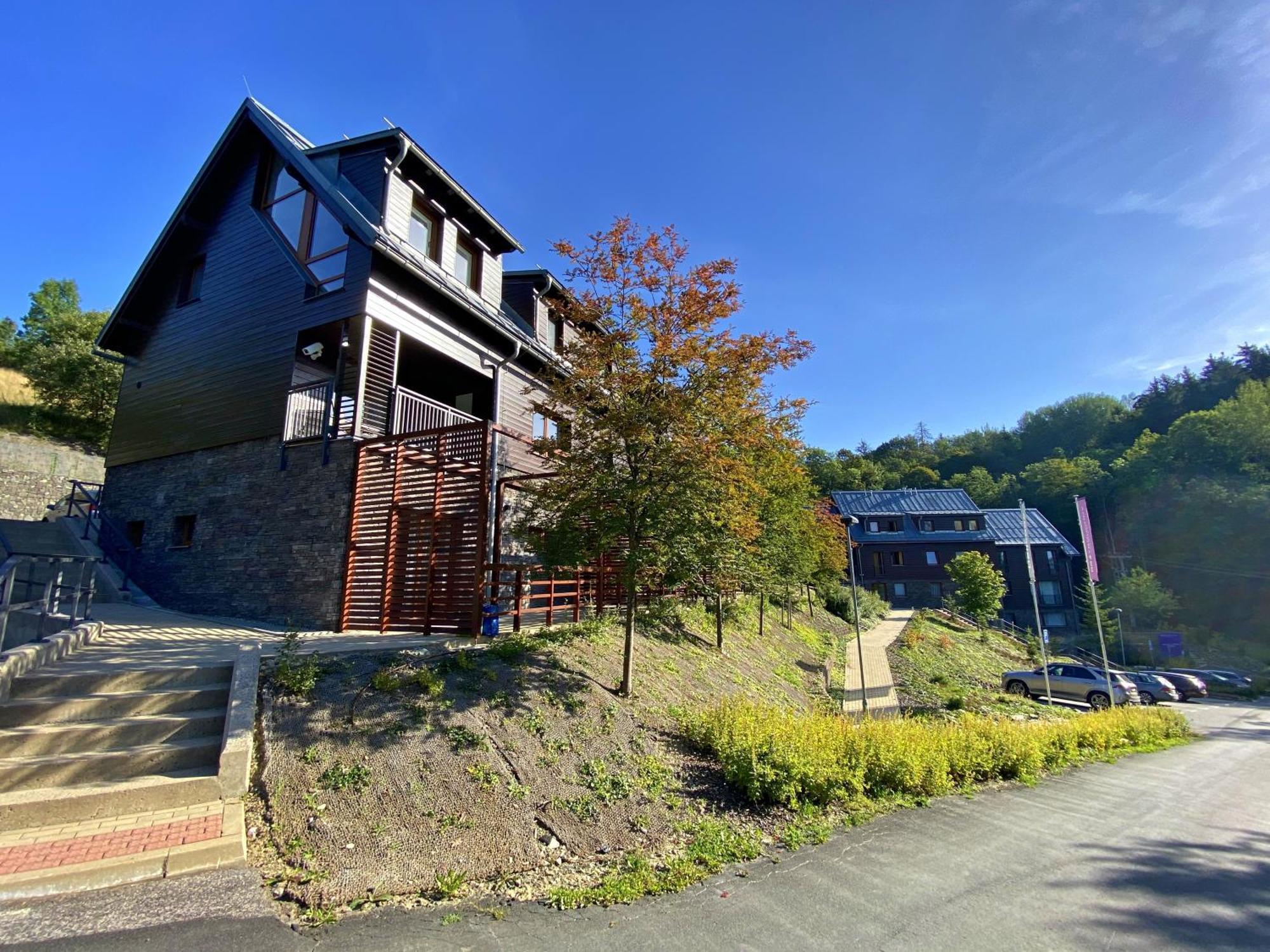 Krkonossky Apartman Bratrouchov ヤブロネツ・ナト・イゼロウ エクステリア 写真